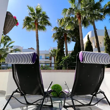 Apartment Golf Resort, Pool, Bbq, Massive Sunny Terrace With Mountain Views