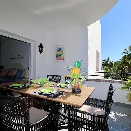 Golf Resort, Pool, Bbq, Massive Sunny Terrace With Mountain Views Apartment Estepona