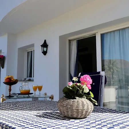 Golf Resort, Pool, Bbq, Massive Sunny Terrace With Mountain Views * Estepona