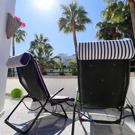 Golf Resort, Pool, Bbq, Massive Sunny Terrace With Mountain Views Apartment *