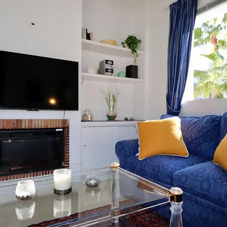 Apartment Golf Resort, Pool, Bbq, Massive Sunny Terrace With Mountain Views *